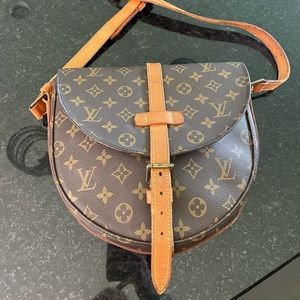 Authentic LV Louis Vuitton Chantilly Purse
